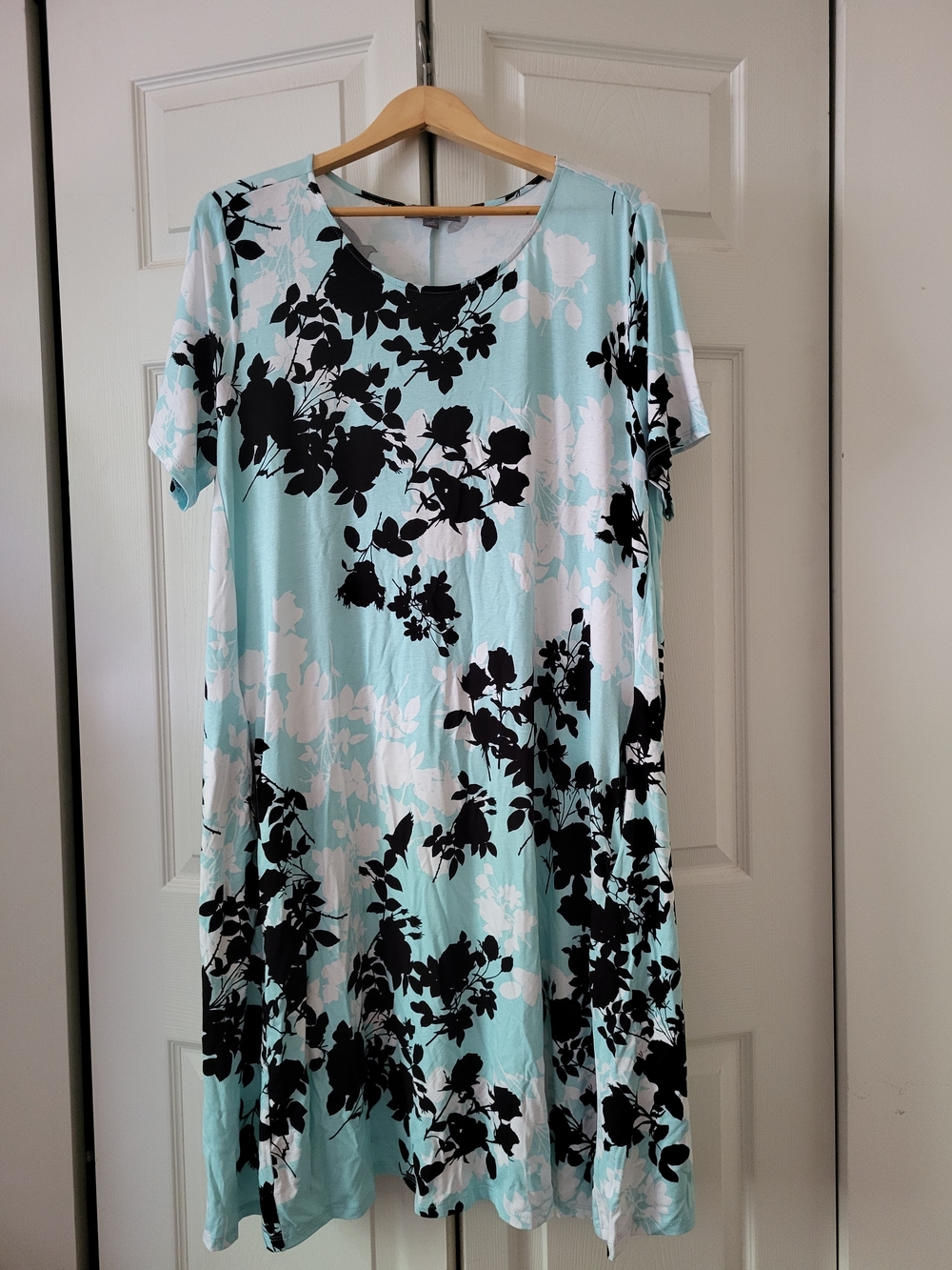 Jessica London Black & Light Aqua Floral Midi Dress